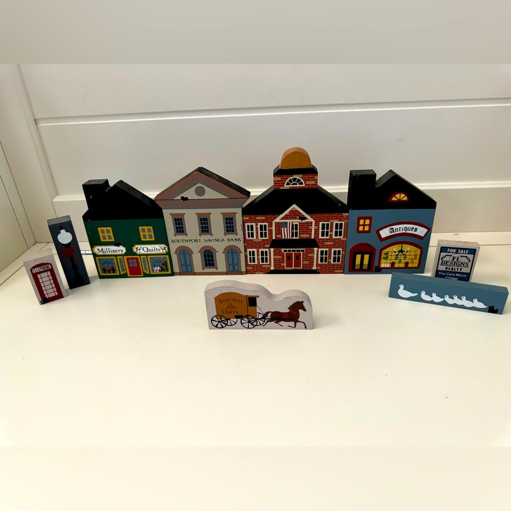 Vintage The Cat's Meow 1980s Town Retired Series Wooden Set